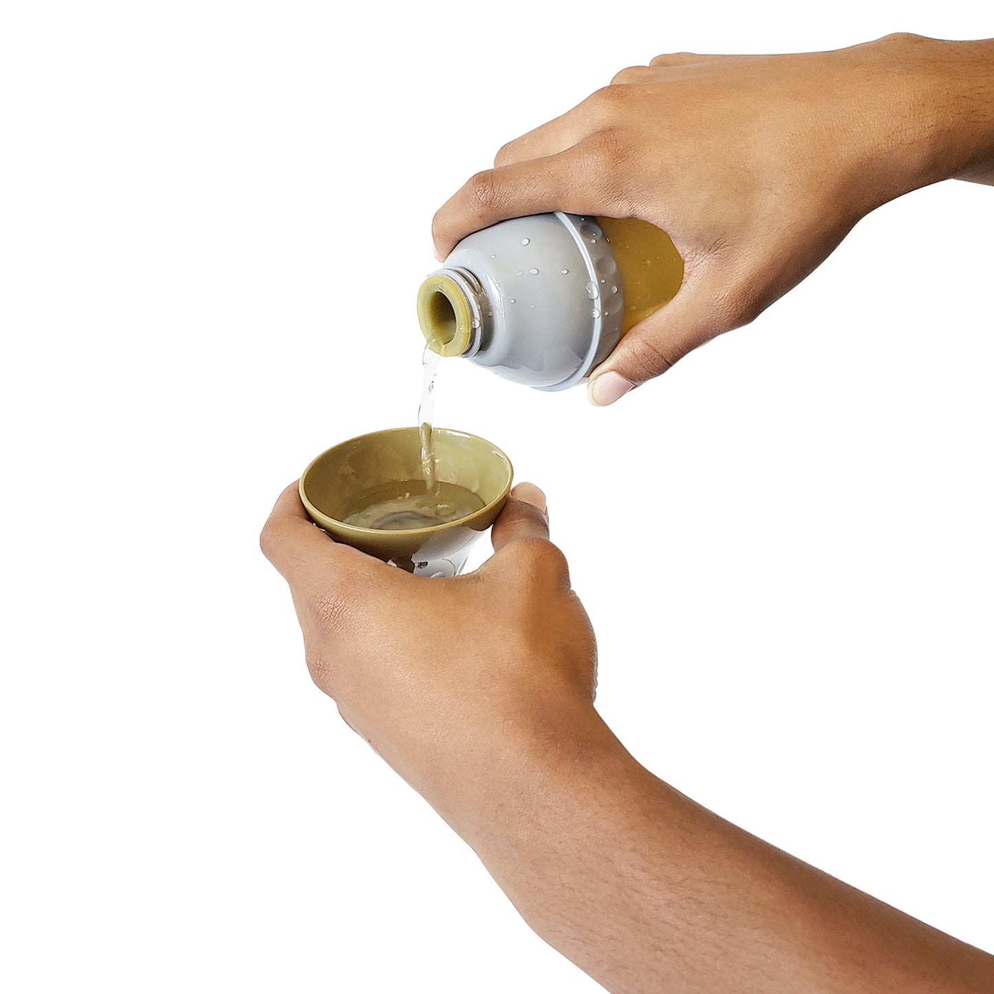 Travel dog water bottle made from eco-friendly silicone